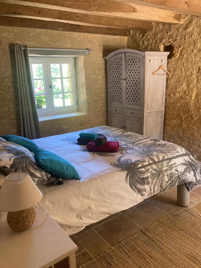 Вилла Logis Des 4 Fees Et Son Bain Nordique Sainte-Nathalene Экстерьер фото